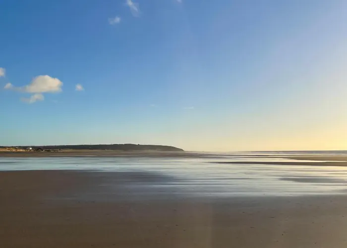 Tatil Evi Le Pressoir, De Charme & Jardin Fabuleux A 800m De La - By Maison Melchior Flamanville